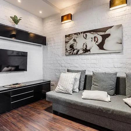 Spacious Studio Ac View Pokorna 2 Parking Варшава Екстер'єр фото